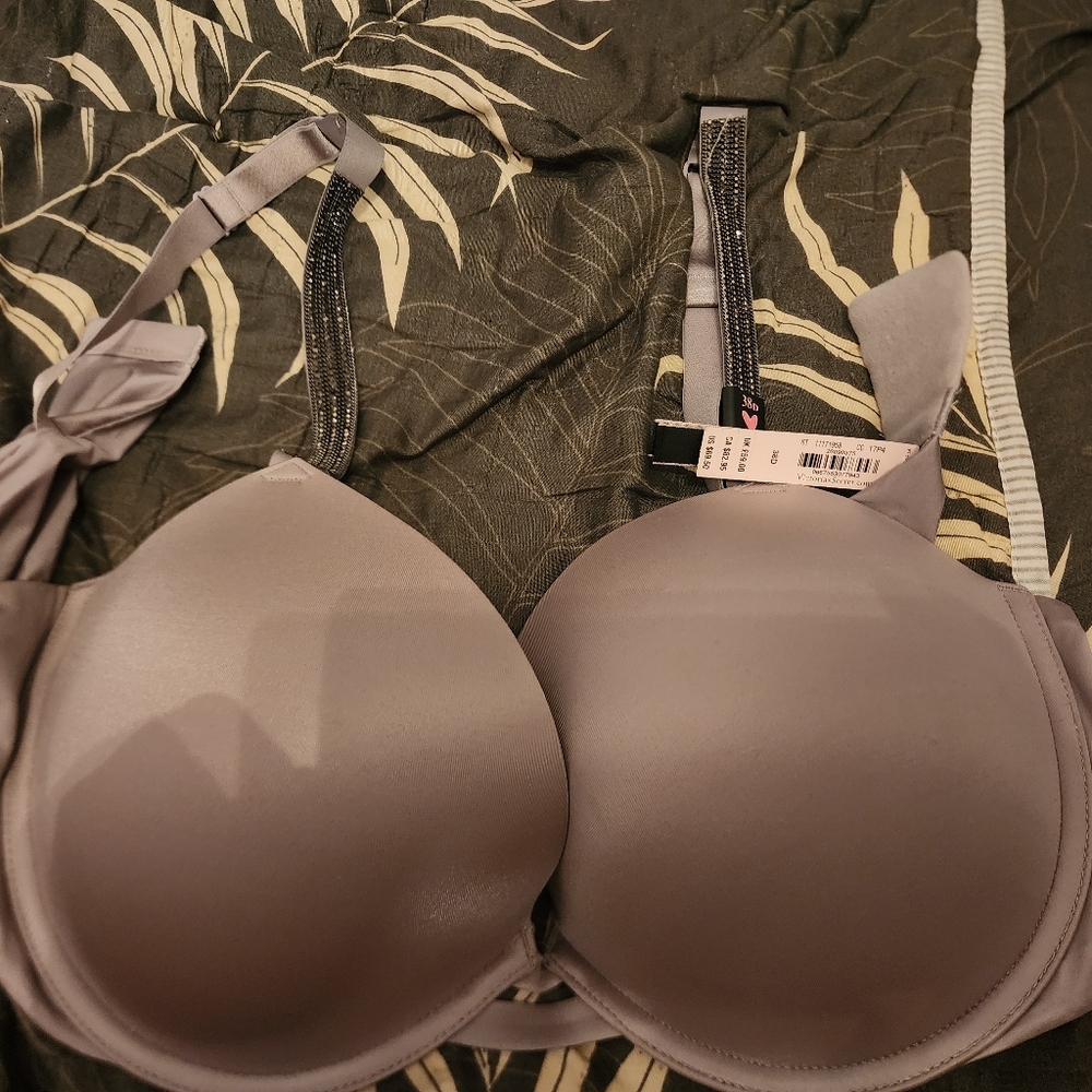 Brand new Victoria's Secret bling strap bra